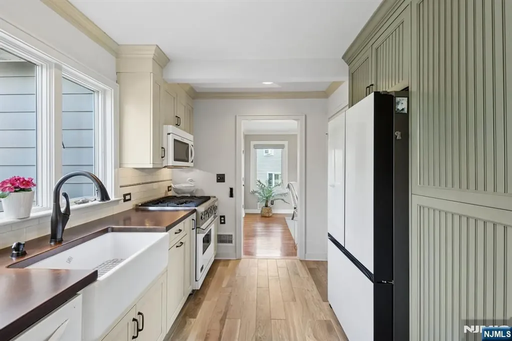 7 Alexander Avenue Bloomfield NJ 07003