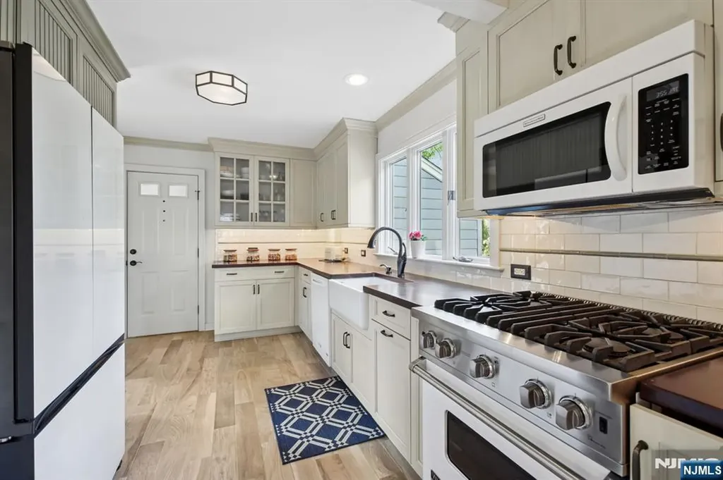 7 Alexander Avenue Bloomfield NJ 07003