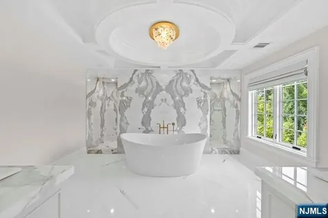 23 E Denison Drive Saddle River NJ 07458
