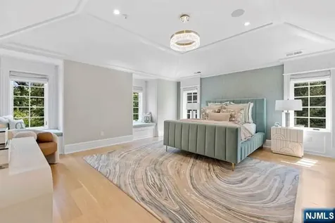 23 E Denison Drive Saddle River NJ 07458