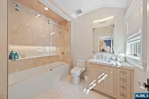 23 E Denison Drive Saddle River NJ 07458