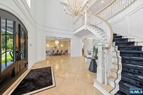23 E Denison Drive Saddle River NJ 07458