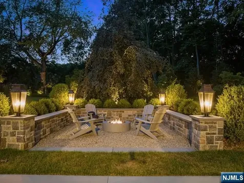 23 E Denison Drive Saddle River NJ 07458