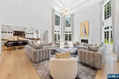 23 E Denison Drive Saddle River NJ 07458