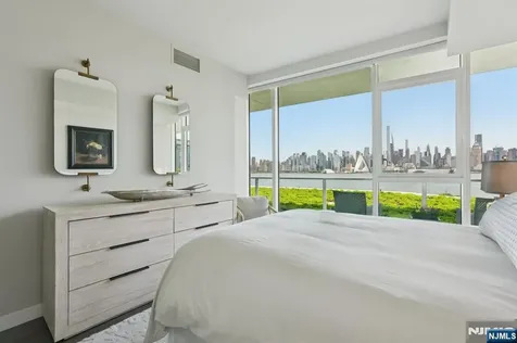800 Avenue At Port Imperial Boulevard Weehawken NJ 07086