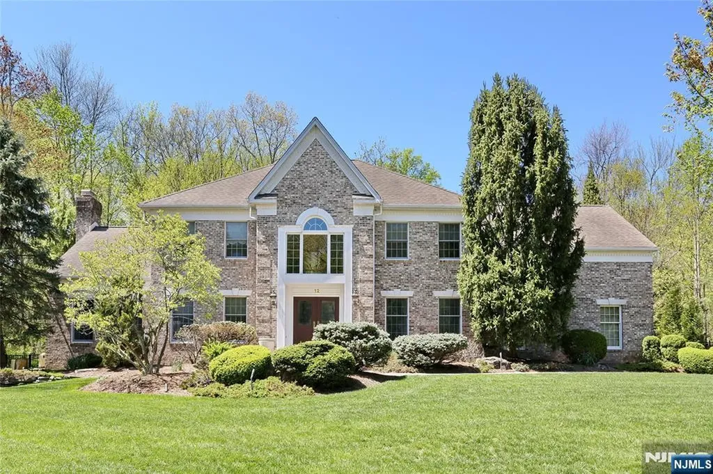 12 Hutton Drive Mahwah NJ 07430