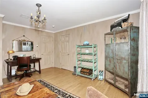 12 Hutton Drive Mahwah NJ 07430