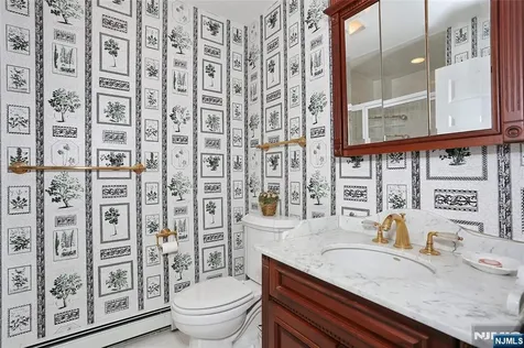 12 Hutton Drive Mahwah NJ 07430