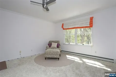 12 Hutton Drive Mahwah NJ 07430