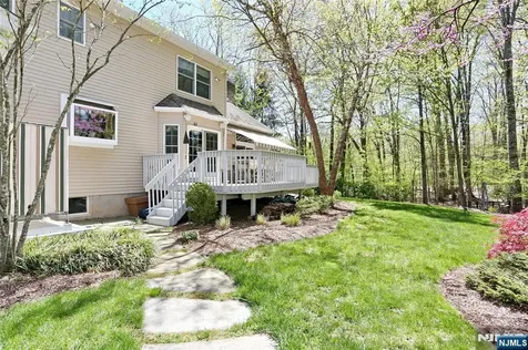 12 Hutton Drive Mahwah NJ 07430