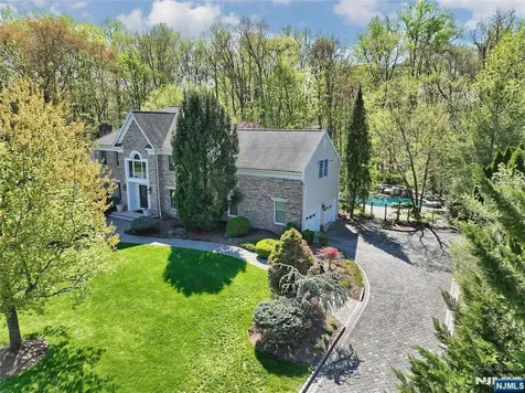 12 Hutton Drive Mahwah NJ 07430