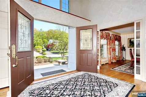 12 Hutton Drive Mahwah NJ 07430