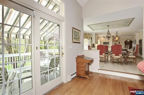 12 Hutton Drive Mahwah NJ 07430