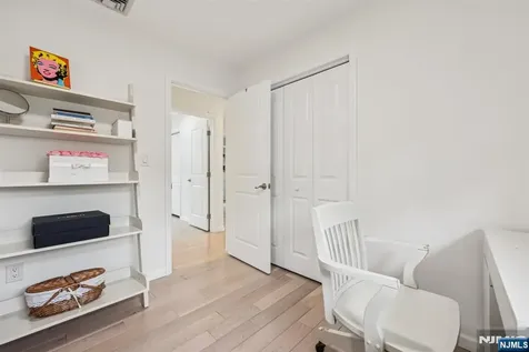 327 Congers Avenue Northvale NJ 07647