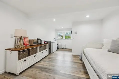 327 Congers Avenue Northvale NJ 07647