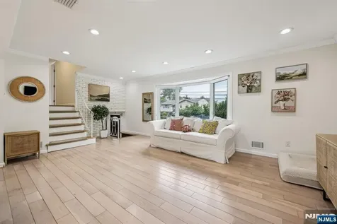 327 Congers Avenue Northvale NJ 07647
