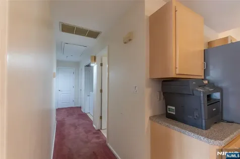 10 Livi Court Elmwood Park NJ 07407