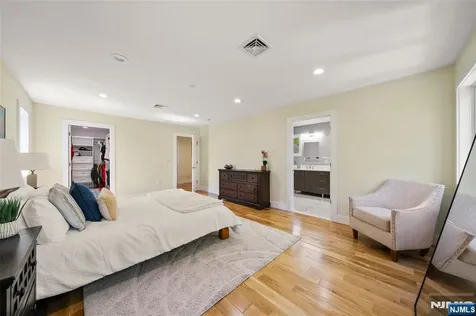 22 Meadow Street Demarest NJ 07627