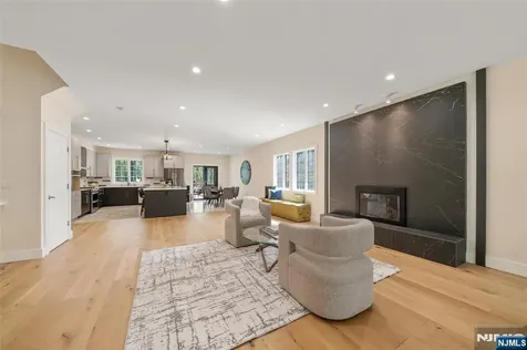 22 Meadow Street Demarest NJ 07627