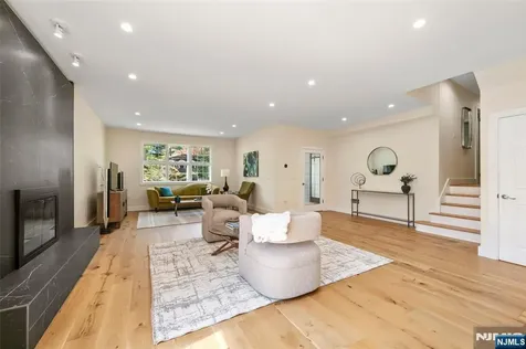 22 Meadow Street Demarest NJ 07627