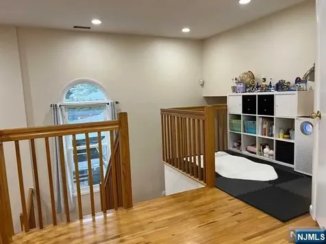 274 Rockland Avenue Norwood NJ 07648