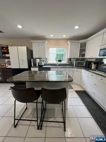 274 Rockland Avenue Norwood NJ 07648