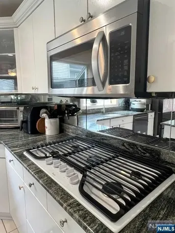 274 Rockland Avenue Norwood NJ 07648