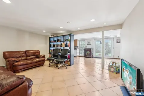 230 Salomone Avenue Woodland Park NJ 07424