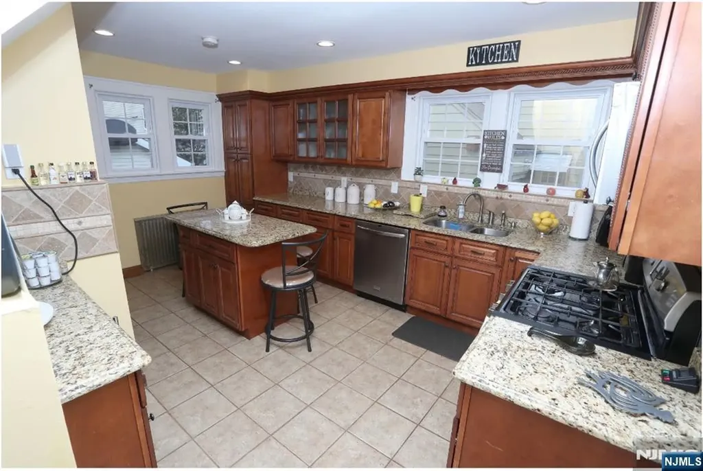 144 Wilbur Road Bergenfield NJ 07621