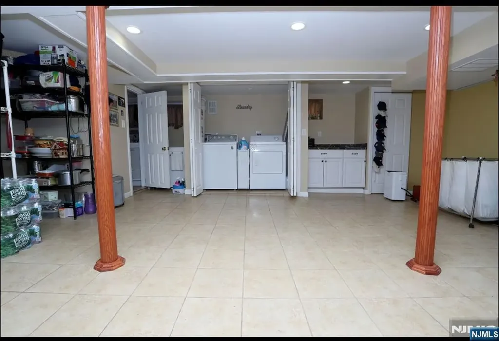 144 Wilbur Road Bergenfield NJ 07621