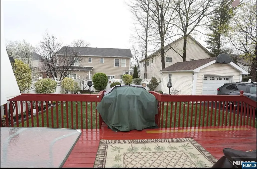 144 Wilbur Road Bergenfield NJ 07621