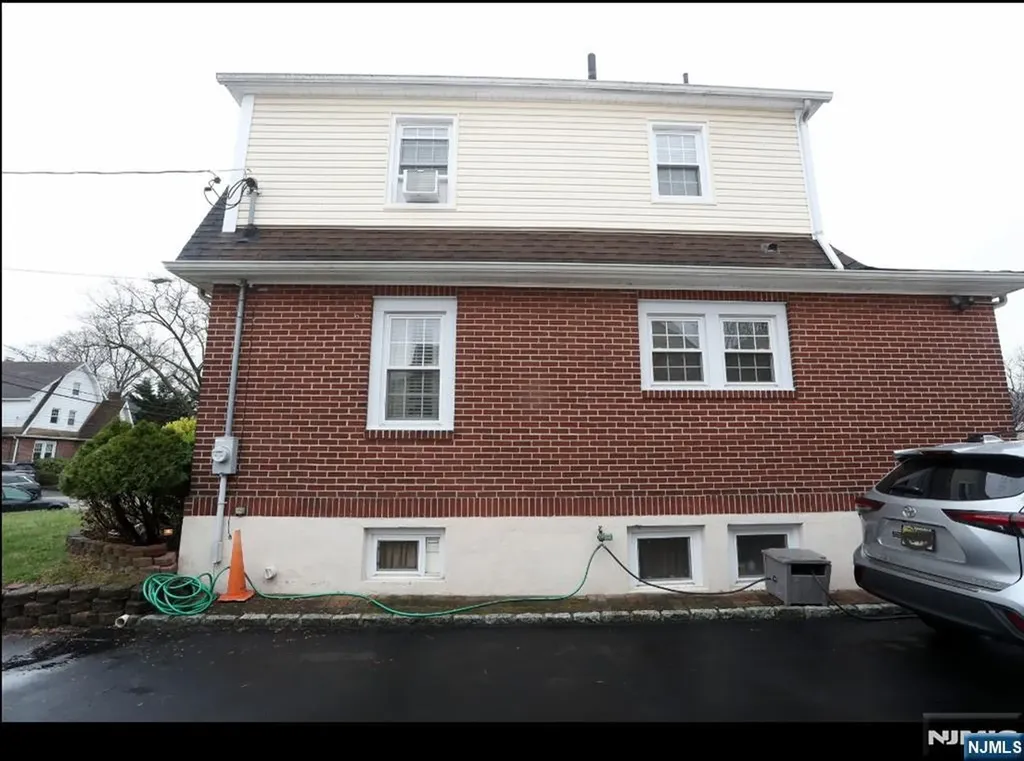 144 Wilbur Road Bergenfield NJ 07621