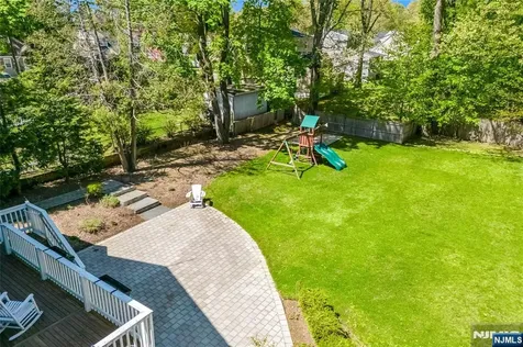 52 7th Avenue Westwood NJ 07675