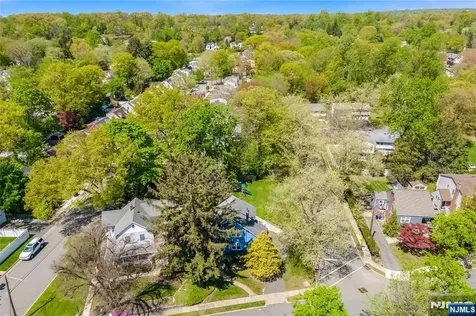 52 7th Avenue Westwood NJ 07675