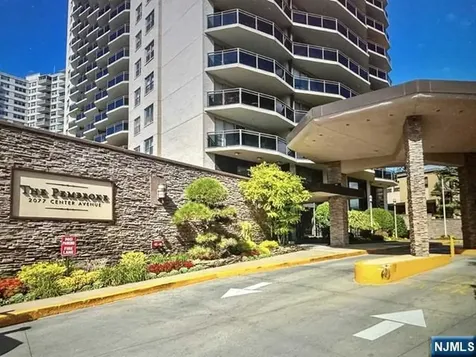 2077 Center Avenue Fort Lee NJ 07024