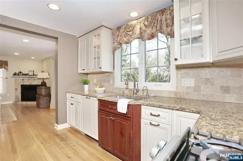 162 Coolidge Terrace Wyckoff NJ 07481