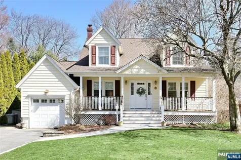 162 Coolidge Terrace Wyckoff NJ 07481