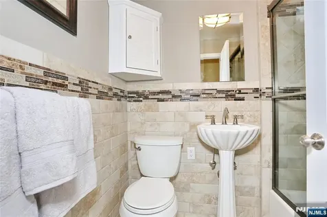 162 Coolidge Terrace Wyckoff NJ 07481