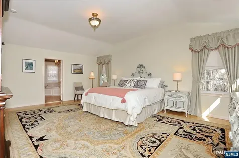 162 Coolidge Terrace Wyckoff NJ 07481