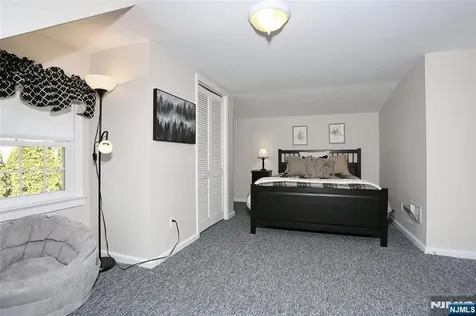 162 Coolidge Terrace Wyckoff NJ 07481