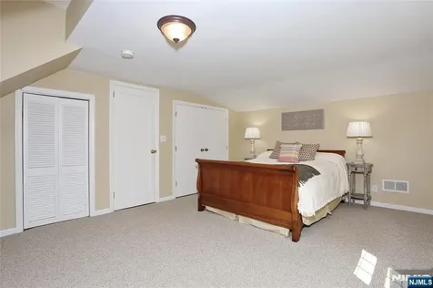 162 Coolidge Terrace Wyckoff NJ 07481