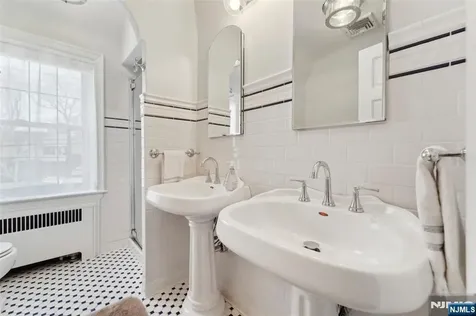 355 Liberty Road Englewood NJ 07631