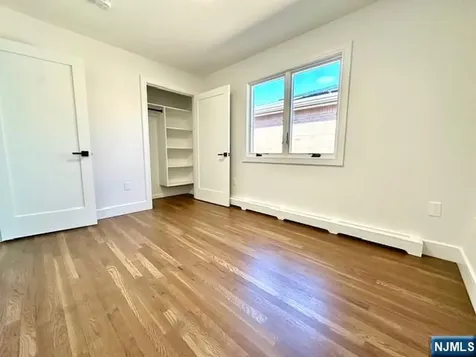 795 Fairview Lane Cliffside Park NJ 07010