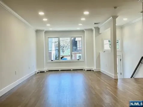 795 Fairview Lane Cliffside Park NJ 07010