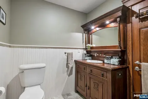 35 Jane Street Closter NJ 07624