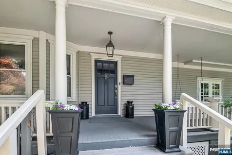 35 Jane Street Closter NJ 07624