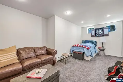 35 Jane Street Closter NJ 07624
