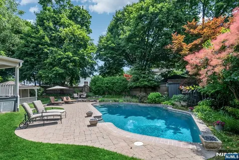 35 Jane Street Closter NJ 07624