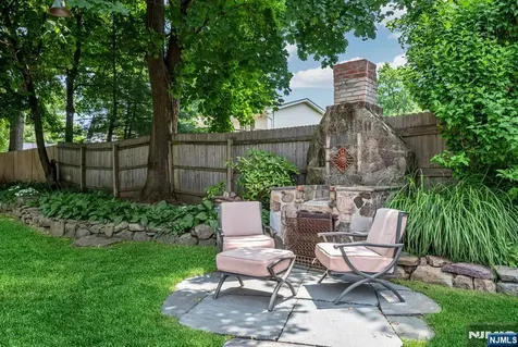 35 Jane Street Closter NJ 07624