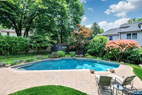 35 Jane Street Closter NJ 07624